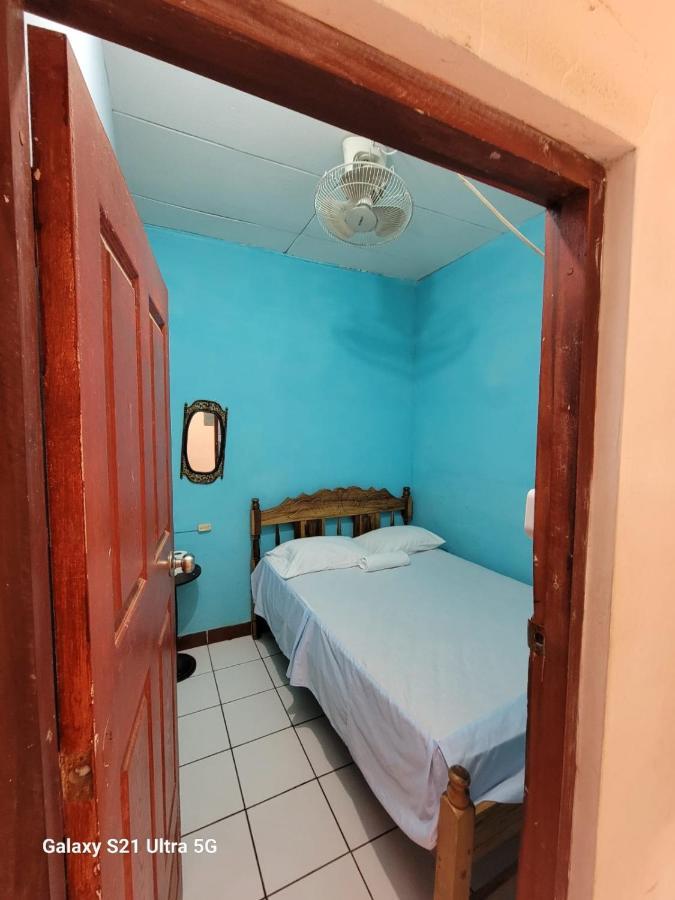 סן חואן דל סור Hostel Rossy מראה חיצוני תמונה