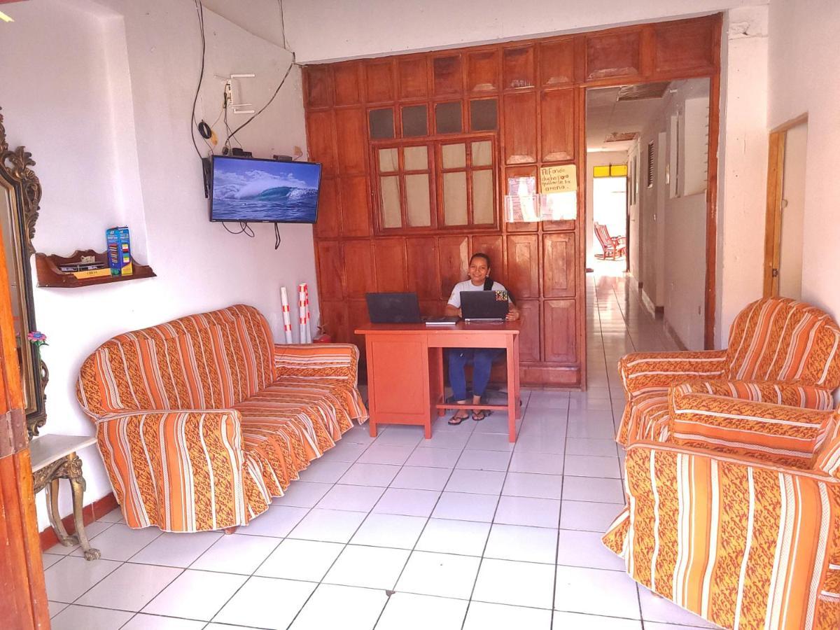 סן חואן דל סור Hostel Rossy מראה חיצוני תמונה
