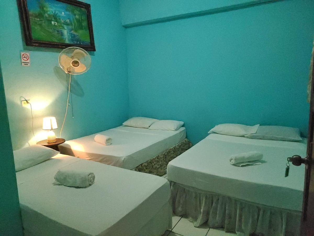 סן חואן דל סור Hostel Rossy מראה חיצוני תמונה
