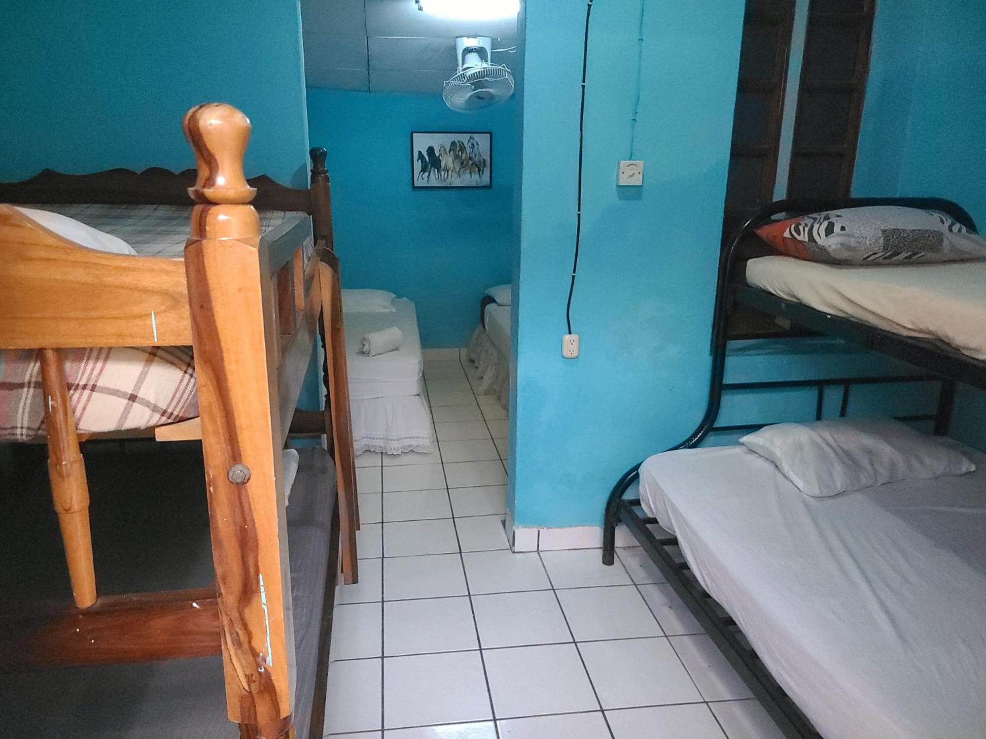 סן חואן דל סור Hostel Rossy מראה חיצוני תמונה